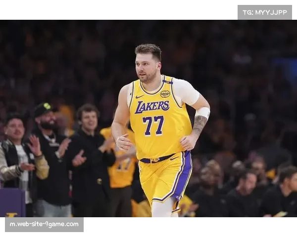 复古战术焕发新生 数据分析驱动长传界外球回归